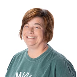 M5D_Lynn_Headshot_IMG_2409_Final_800px